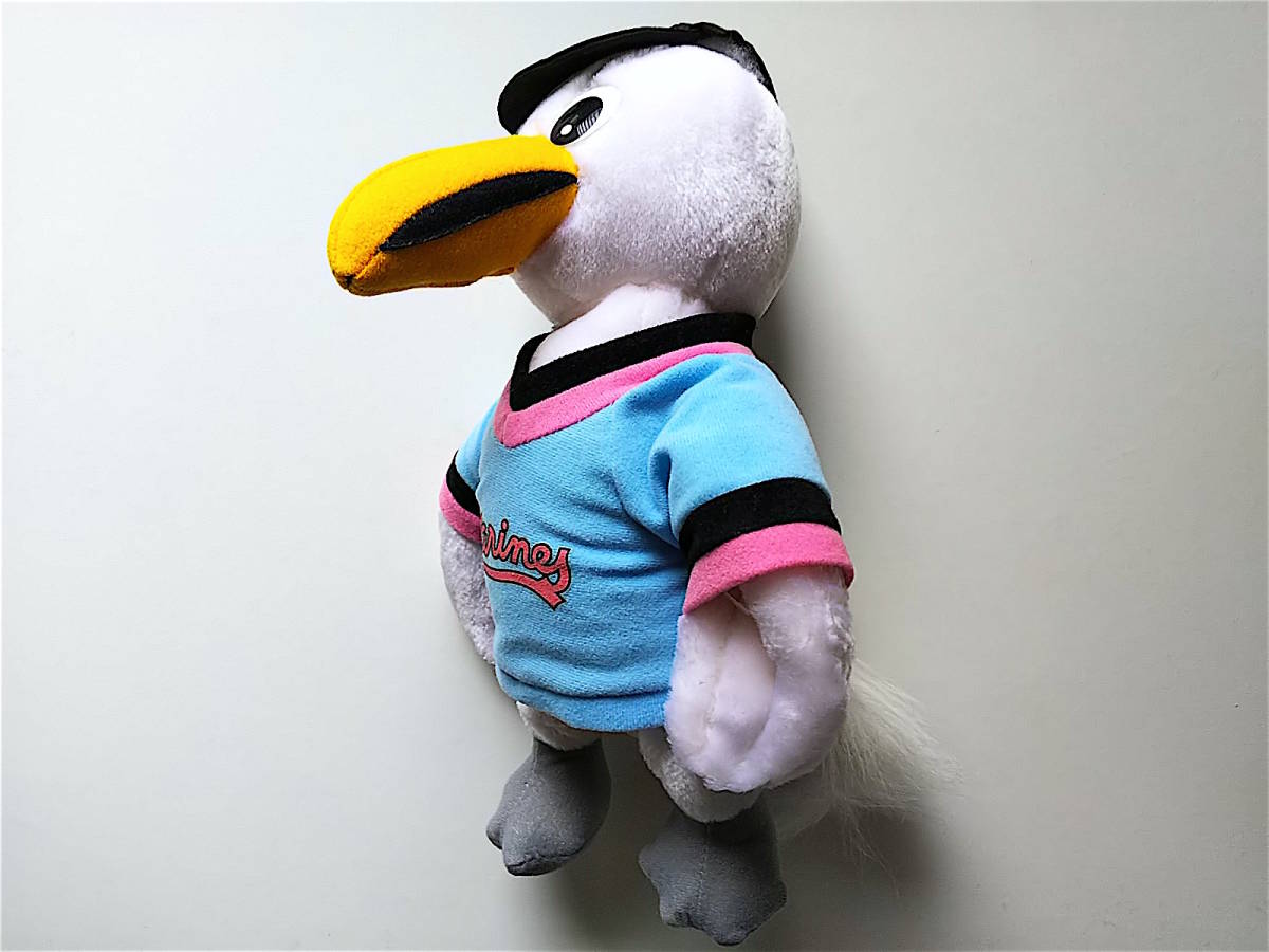 当時物 千葉ロッテマリーンズ 初代 ユニフォーム カモメ ぬいぐるみ マスコット 鴎 かもめ キャラクター 千葉ロッテ マリーンズ 記念品 関連グッズ 売買されたオークション情報 Yahooの商品情報をアーカイブ公開 オークファン Aucfan Com