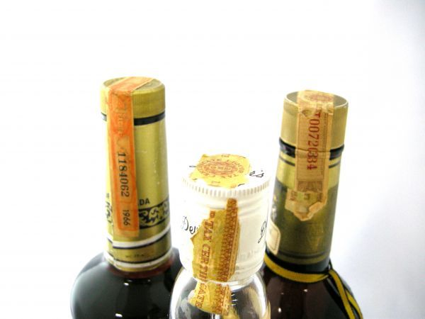 1000円～ 酒3本セット Canadian Club 6年/Seagrams v.o./John