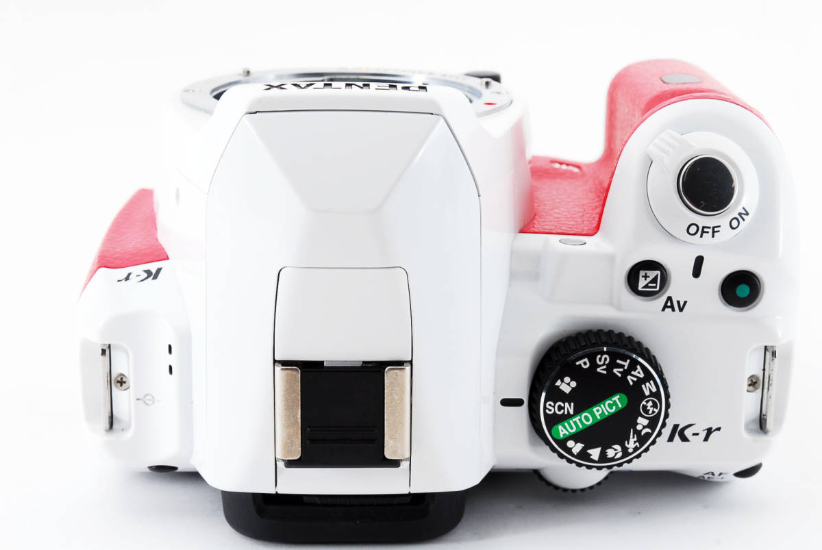 Pentax K-x レッド ダブルズームセット☆極上美品☆8GB 新品SDカード