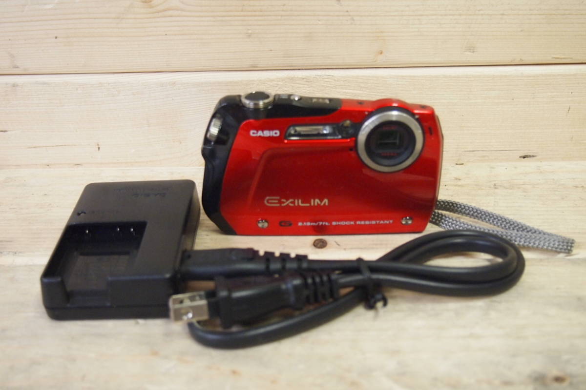 ◇CASIO カシオ EXILIM EX-G1 デジタルカメラ 防水 防塵 レッド 充電器