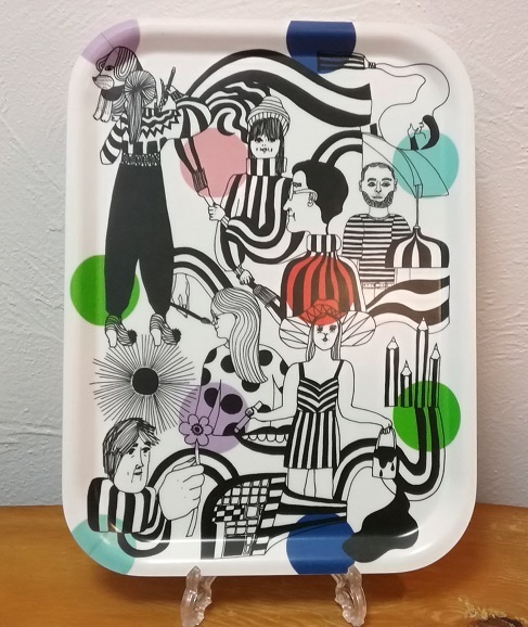 マリメッコ　クルクエ 　トレイ　27x20cm マリメッコ クルクエ トレイ 27x20cm マリメッコ クルクエ トレイ