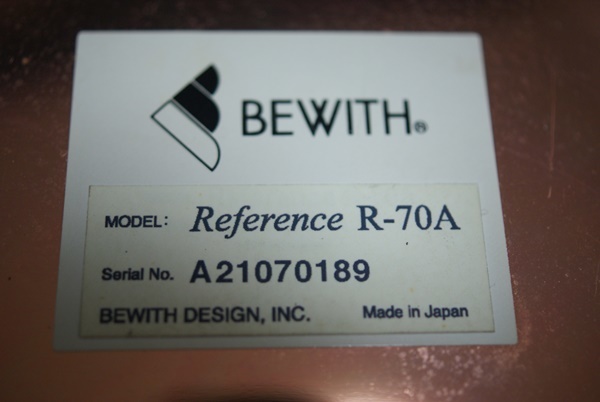 ビーウィズ安定化電源BEWITH BEWITH ReferenceR-70A アンプ 中古 R-407