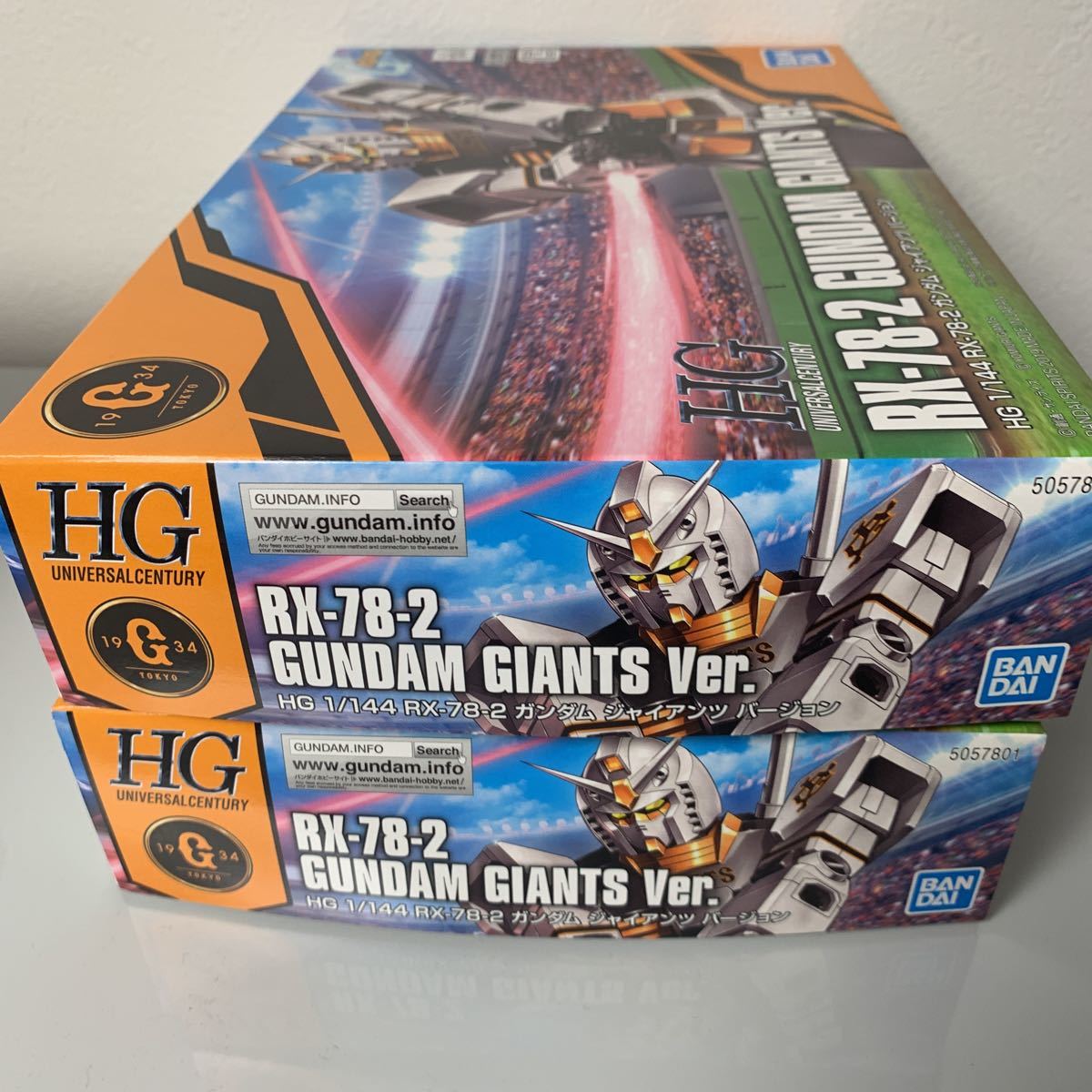 ガンプラ (ジャイアンツver) HG 1/144 RX-78-2 Gundam Giants Ver