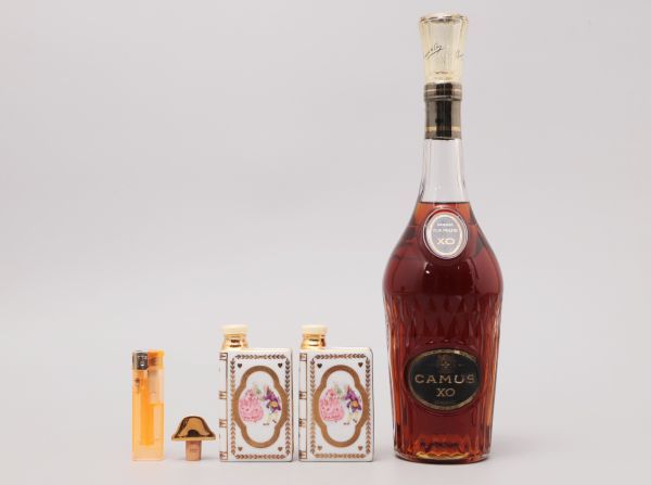 DB688. 未開栓古酒 ◇ CAMUS カミュ XO 700ml ミニブック 2点 計3点