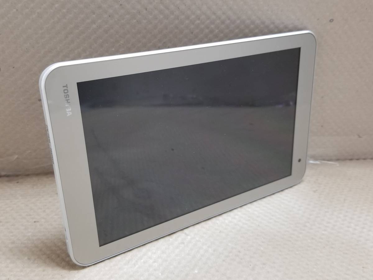 U4886★TOSHIBA　東芝　ダイナブック　タブ　S38/タブレット端末　カラー:シルバー　model:WT8-B　通電確認済み