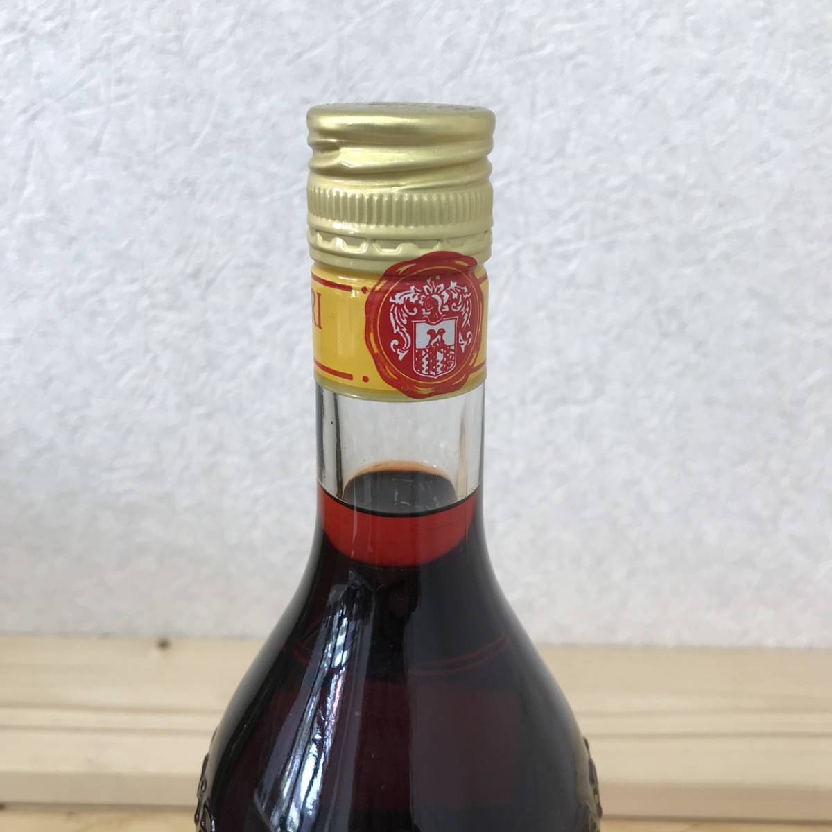 47023【未開栓】CAMPARI カンパリ リキュール 1000ml 28% カクテル 古