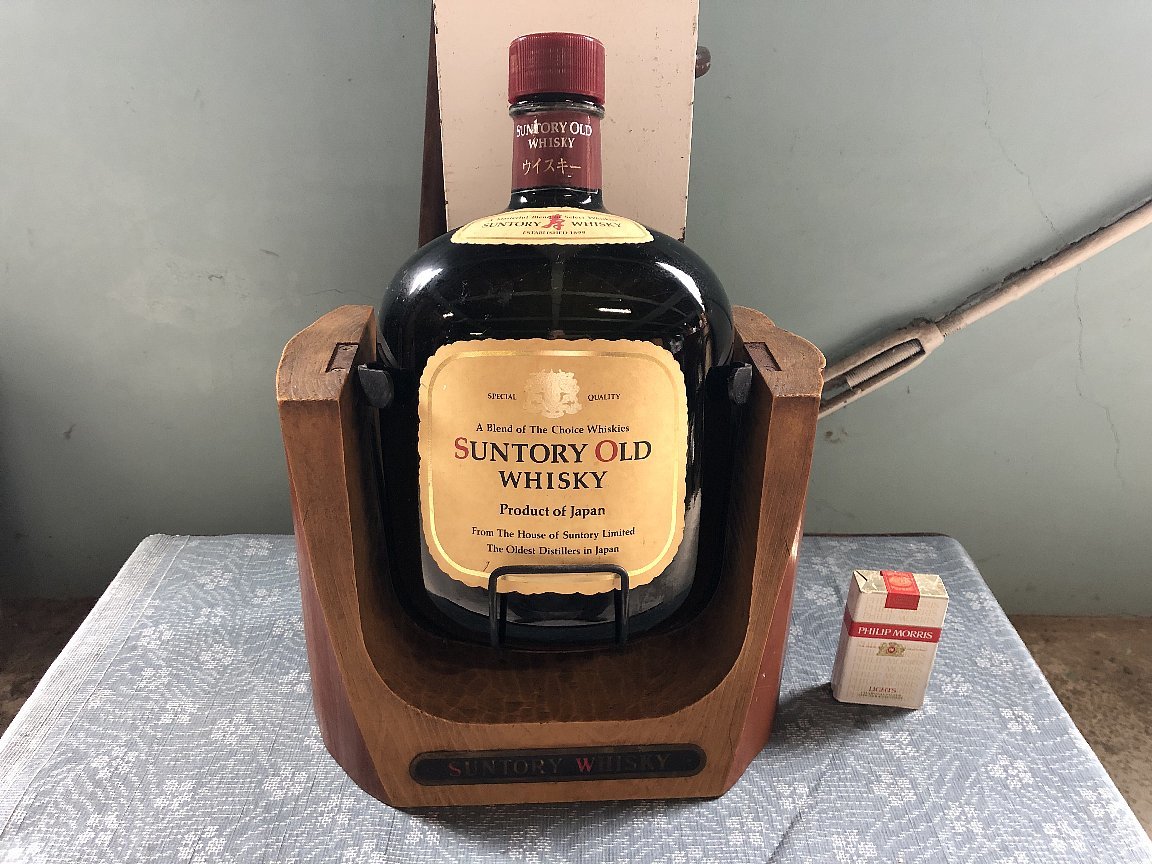 低価，新作 SUNTORY OLDサントリーオールド 特大ボトルスタンド ボトル立て 販促品ノベルティ非売品(サントリー)｜売買されたオークション情報、yahooの商品情報をアーカイブ公開 - オークファン サントリー