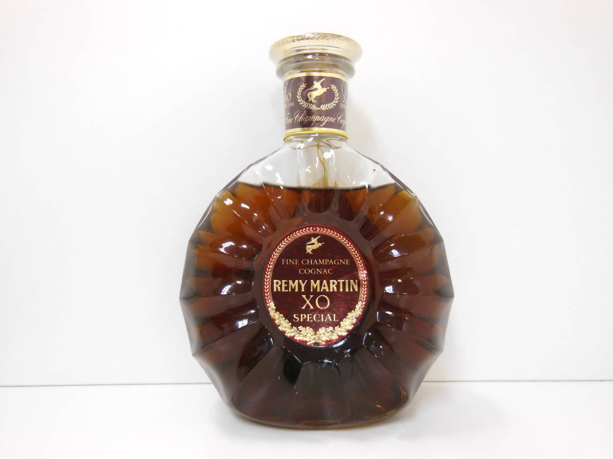 T0108-301　0966　レミーマルタン　XO　スペシャル　REMY MARTIN　ブランデー　700ml　40％　未開栓　古酒