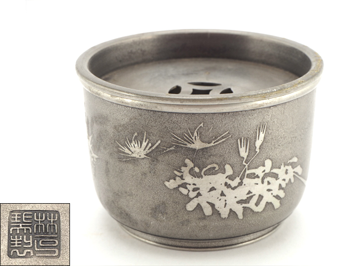  夢工房 古錫 四君子図 透蓋付 建水 在印 煎茶 323ｇ 幅8.8㎝ O-210(錫製)｜売買されたオークション情報、yahooの商品情報をアーカイブ公開 - オークファン 錫製