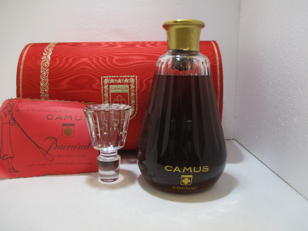 飲料・酒 Camus V.O.C. ブランデー バカラ クリスタルボトル