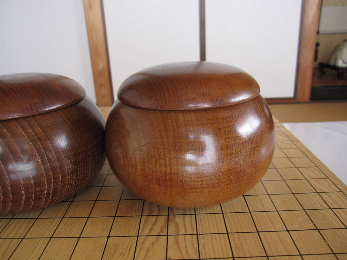 美品 碁盤＋日向特製・実用35号本蛤碁石＋桜 特大碁笥