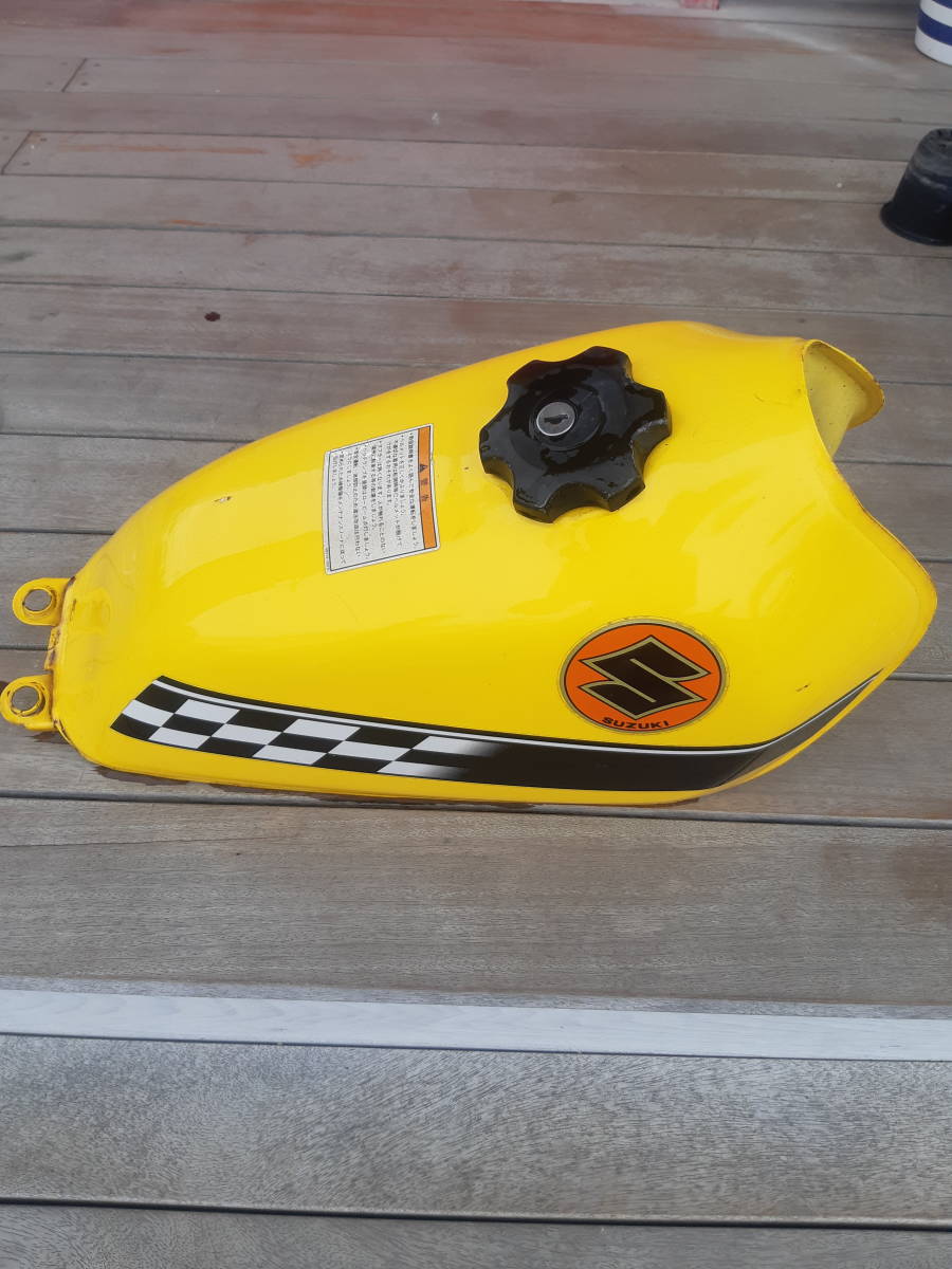 グラストラッカー ビッグボーイ 純正 タンク NJ47A グラストラッカー