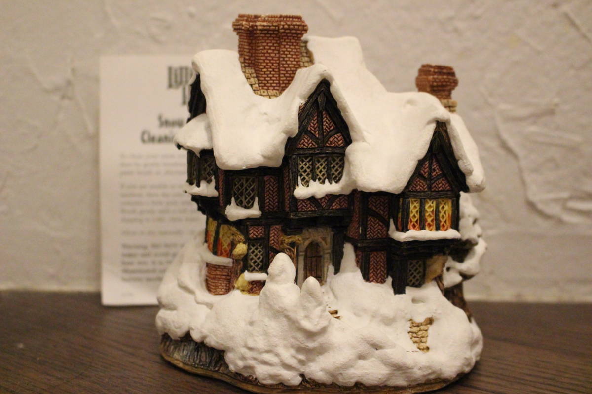 Snow Cottages 即決価格 英国製 ☆ LILLIPUT LANE ☆ リリパット Snow Cottages 即決価格 英国製 ☆ LILLIPUT LANE ☆ リリパット