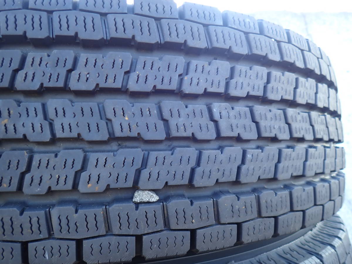 Yes! バリ山! 215/70R17.5 118/116L ヨコハマ ig91 2017年製