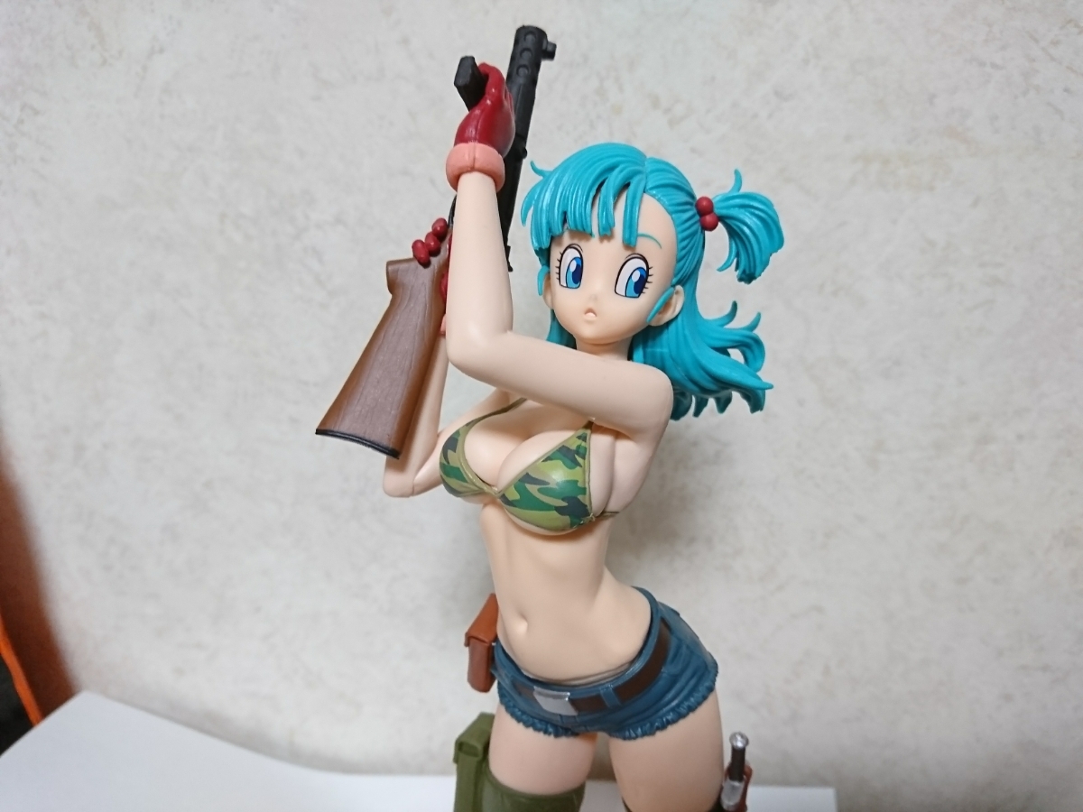 ドラゴンボール ブルマ フィギュア□ミリタリー ビキニ ホットパンツ