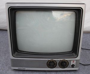 ナショナル カラーテレビのYahoo!オークション(旧ヤフオク!)の相場