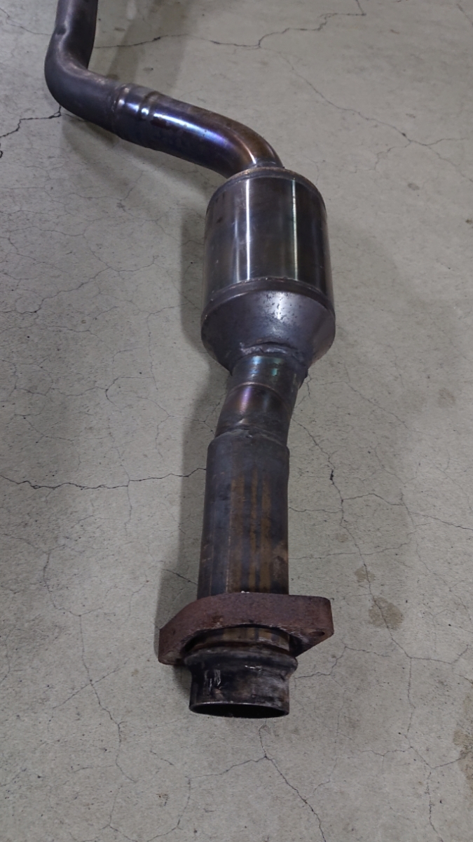BMW E36 318IS BE19 触媒 キャタライザー フロントマフラー 
