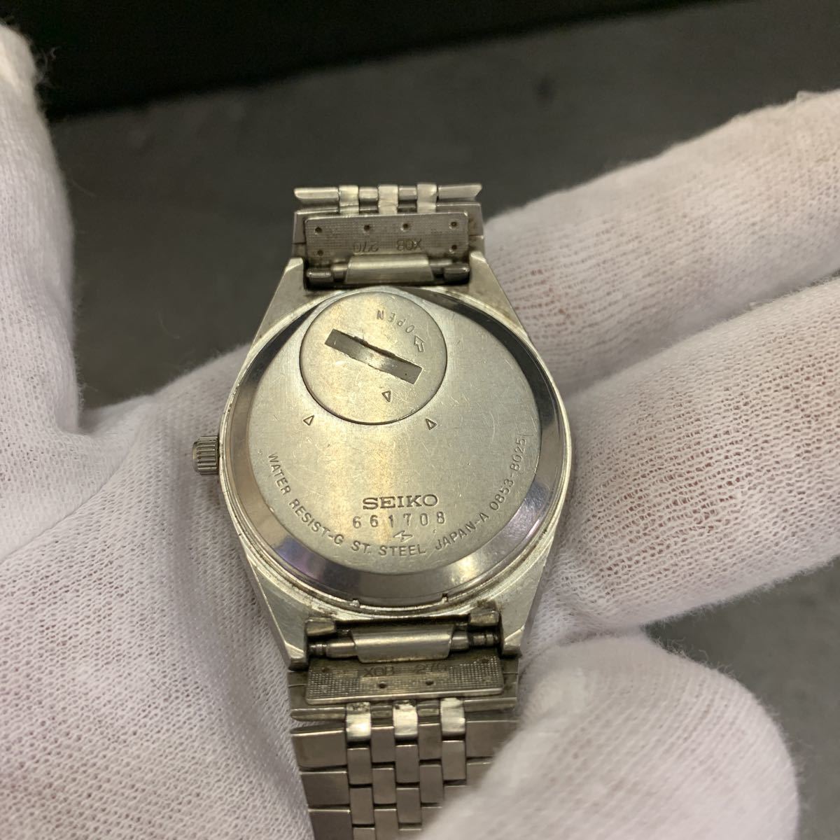 SEIKO セイコー キングクォーツ 0853-8025 【稼働・新品電池】 現状品/電池切れ/SEIKO セイコー キングクオーツ 0853-8025 ホワイト