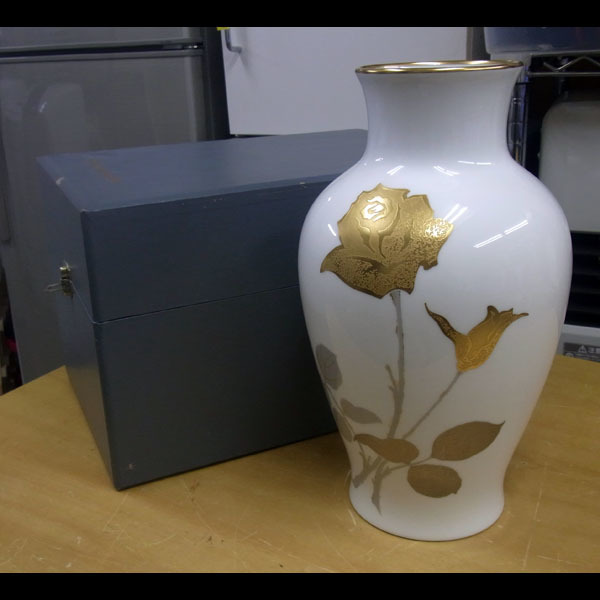 大倉陶園 OKURA 花瓶 フラワーベース 金彩 金蝕バラ 花器 - 薔薇 金