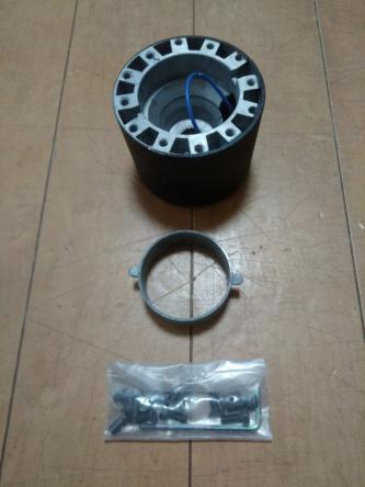 スバル360 R2 ハンドル ボス てんとう虫 K111 ヤングS SS スバル 360 R2のYahoo!オークション(旧ヤフオク!)の相場・価格を見る