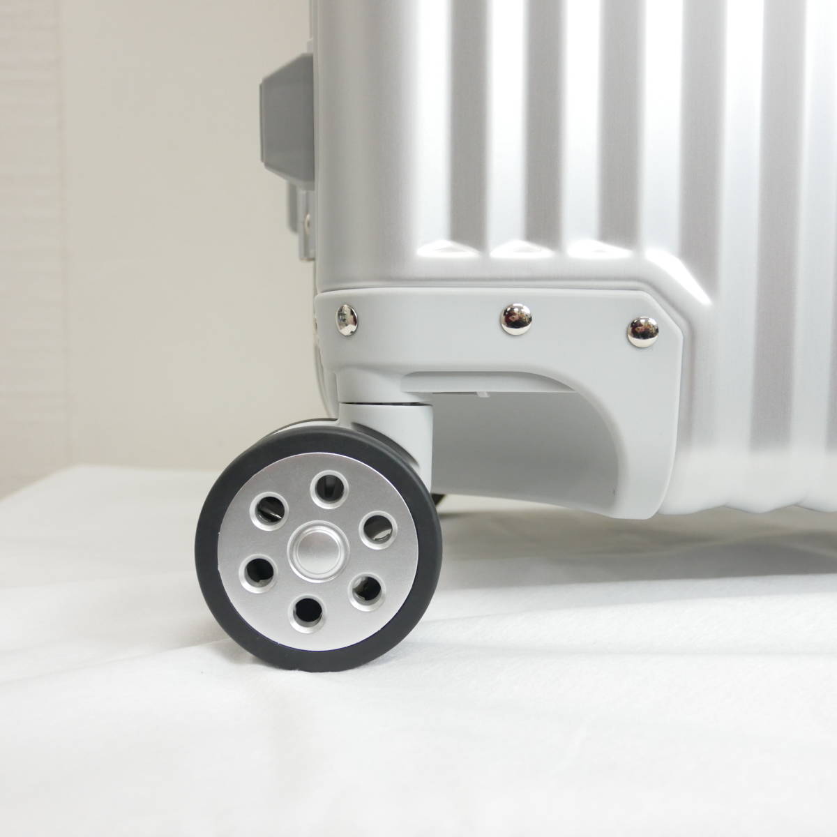 1円】新品 購入者限定 Mercedes Benz メルセデスベンツ スーツケース