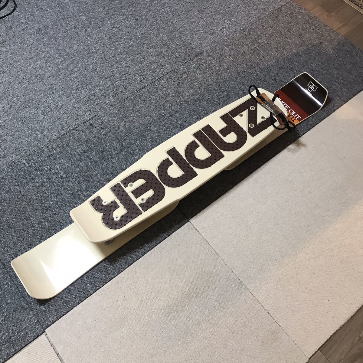 【希少】TAKAGI ZAPPER WHITEOUT スノースケート 122cm TAKAGI ザッパー ZAPPER スノースケート 美品の落札情報詳細 - Yahoo