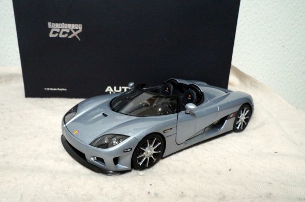 オートアート ケーニグセグ CCX 1/18 ミニカー シルバー 【公式通販】