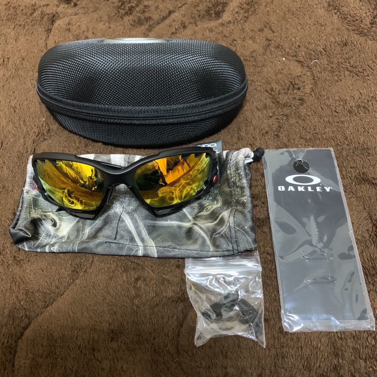  OAKLEY オークリー レーシングジャケット スポーツサングラス(セル、プラスチックフレーム)｜売買されたオークション情報、yahooの商品情報をアーカイブ公開 - オークファン セル、プラスチックフレーム