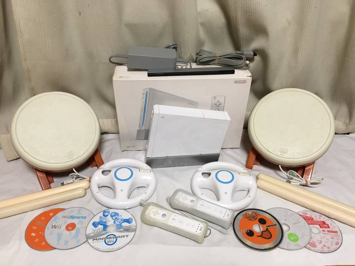 ☆1円～☆任天堂Wii 本体セット【2人で遊べるマリオカートハンドル2個