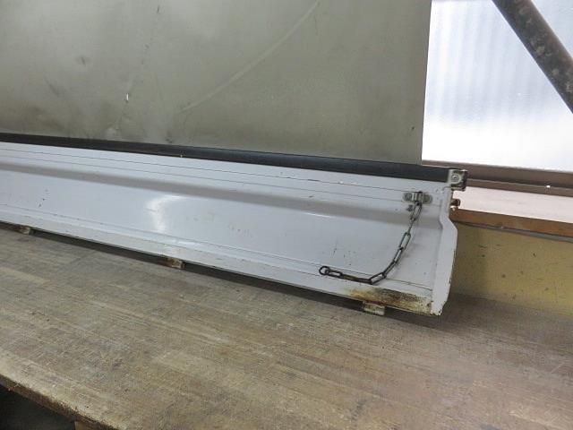[中古] H19/9 スバル サンバートラック LE-TT2 右アオリ 品番/51830TC061 カラーNO，59M