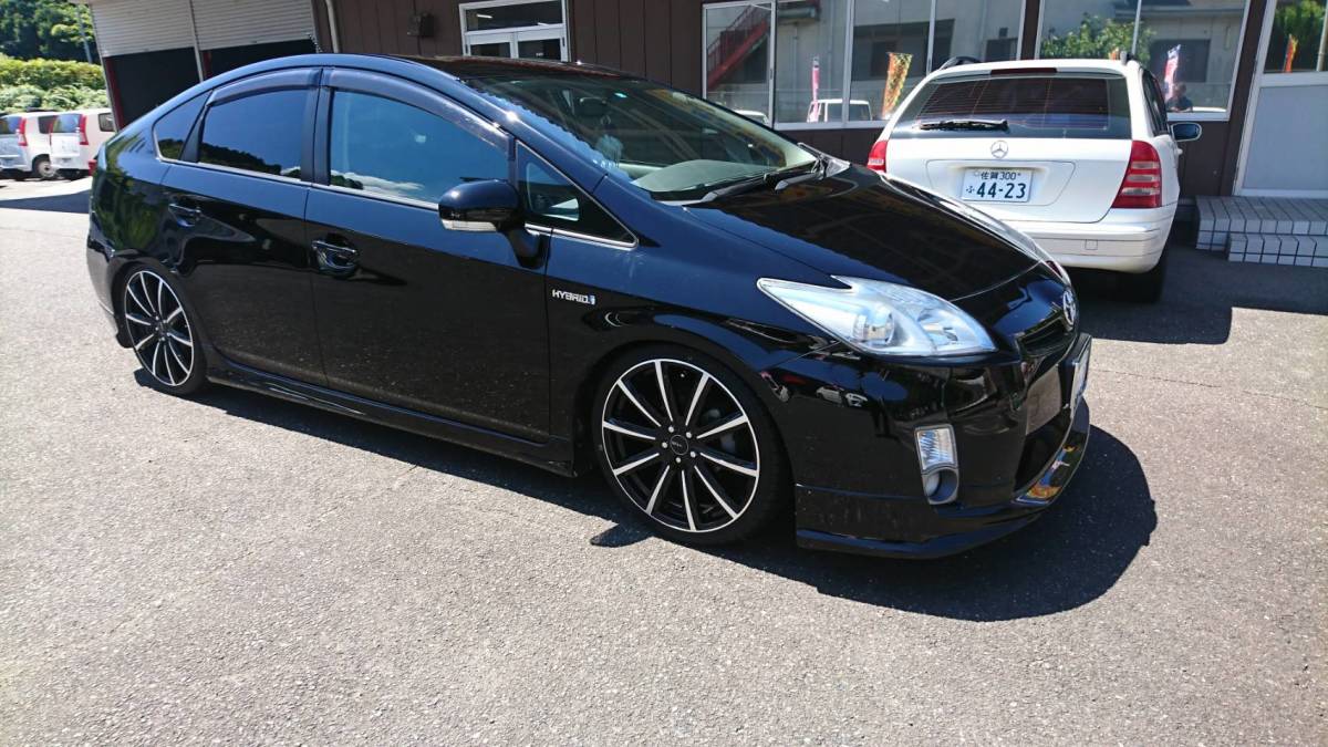 ZVW30 車高調 プリウス 30プリウス フルタップ減衰36段調整車 全長調整