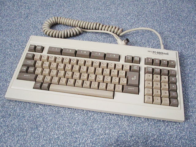 PC-8801mk2 のキーボード