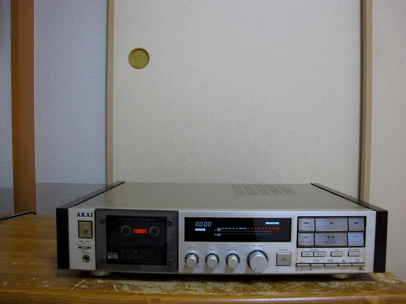 AKAI.アカイのGXヘッドカセットデッキ.GX-93です 外観美品☆希少な取説