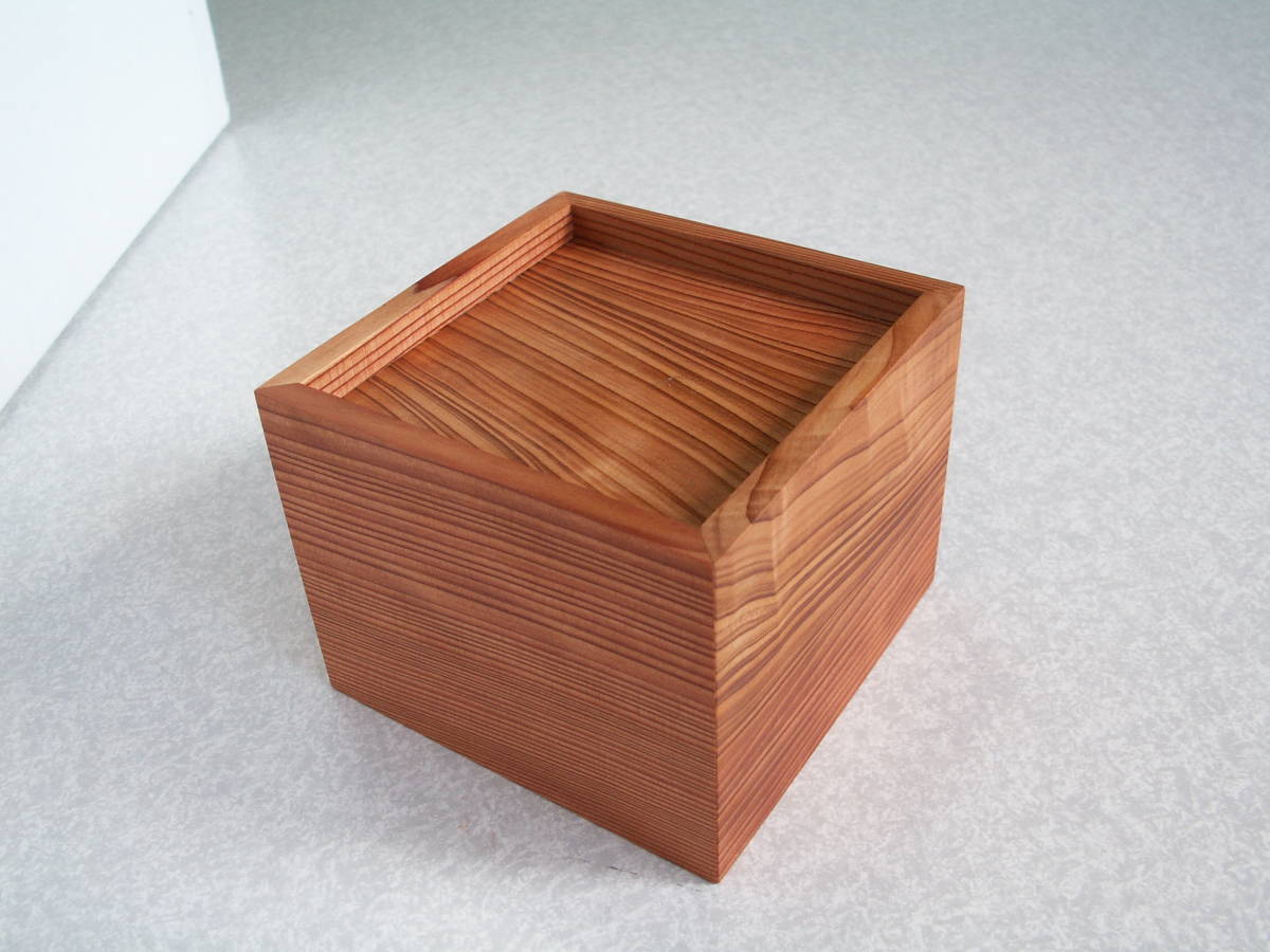 訳あり　屋久杉、将棋　駒箱、小箱、小物入れ、茶碗箱　ハンドメイド E302 | 前川榧碁盤店 《 共箱付(KH312 大橋利一作屋久杉鶉杢組子浮造仕上将棋駒箱&frasl;新品 住谷