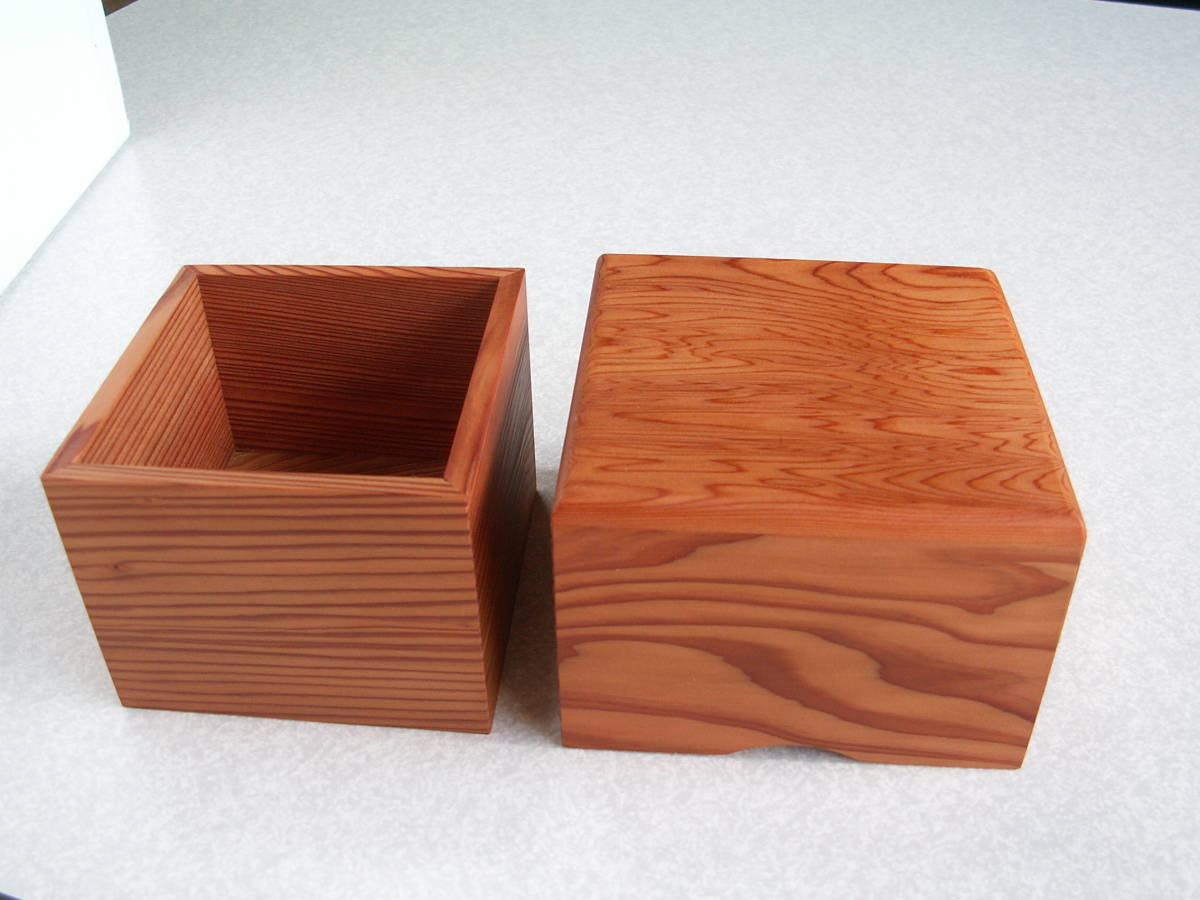 訳あり　屋久杉、将棋　駒箱、小箱、小物入れ、茶碗箱　ハンドメイド E302 | 前川榧碁盤店 《 共箱付(KH312 大橋利一作屋久杉鶉杢組子浮造仕上将棋駒箱&frasl;新品 住谷