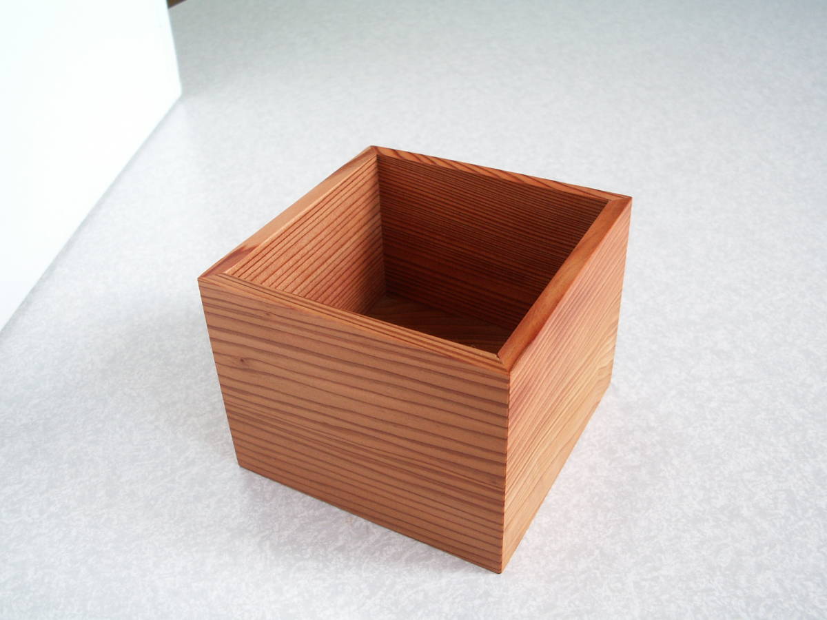 訳あり　屋久杉、将棋　駒箱、小箱、小物入れ、茶碗箱　ハンドメイド E302 | 前川榧碁盤店 《 共箱付(KH312 大橋利一作屋久杉鶉杢組子浮造仕上将棋駒箱&frasl;新品 住谷