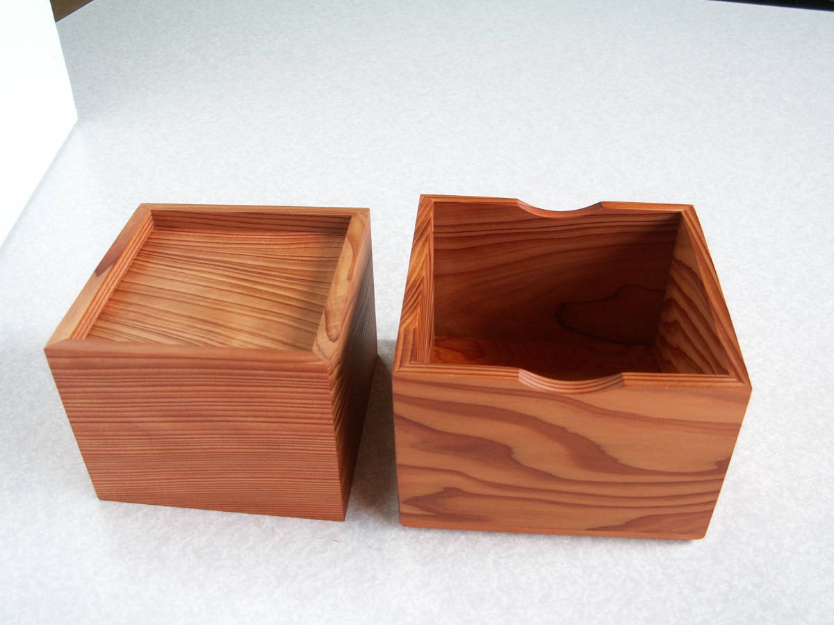 訳あり　屋久杉、将棋　駒箱、小箱、小物入れ、茶碗箱　ハンドメイド E302 | 前川榧碁盤店 《 共箱付(KH312 大橋利一作屋久杉鶉杢組子浮造仕上将棋駒箱&frasl;新品 住谷