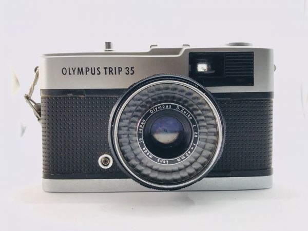 ☆訳あり特上品 赤ベロOK☆ オリンパス OLYMPUS PEN EF コンパクト
