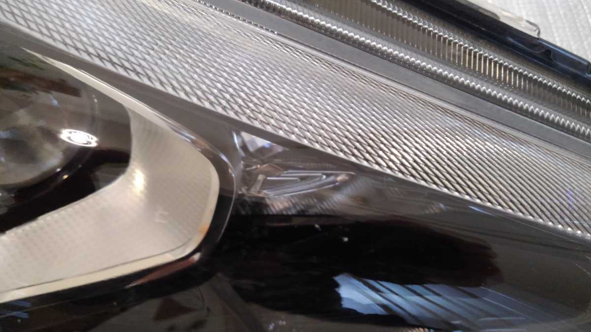 トヨタ　170系　シエンタ　前期　右ヘッドライト　純正LED_2