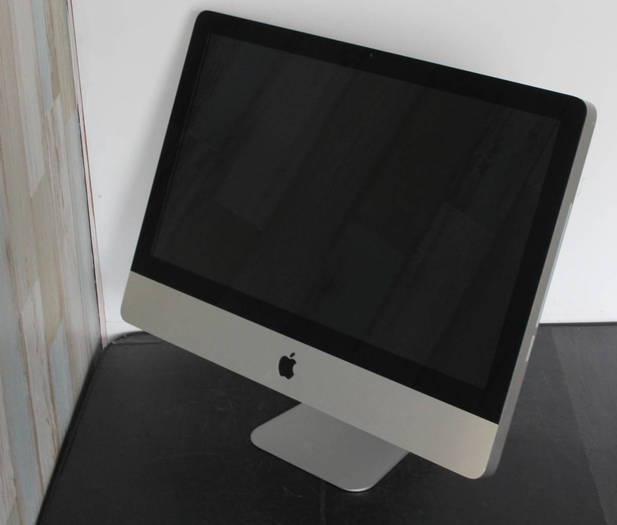 アップル A1311 IMAC CPU不明 HDDなし 4GB 21.5インチ ☆ジャンク 