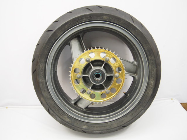 ZZ-R1100Cリアホイール_ブレなしメンテ用に・18年タイヤ付き。17X5.50J