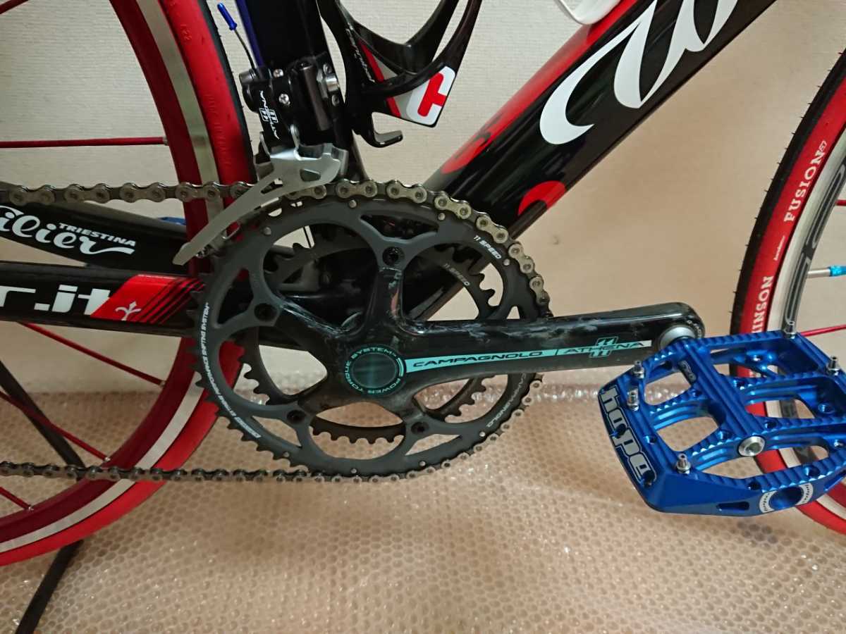 ウィリエール グランツーリズモR 2013コロンビアカラー_7