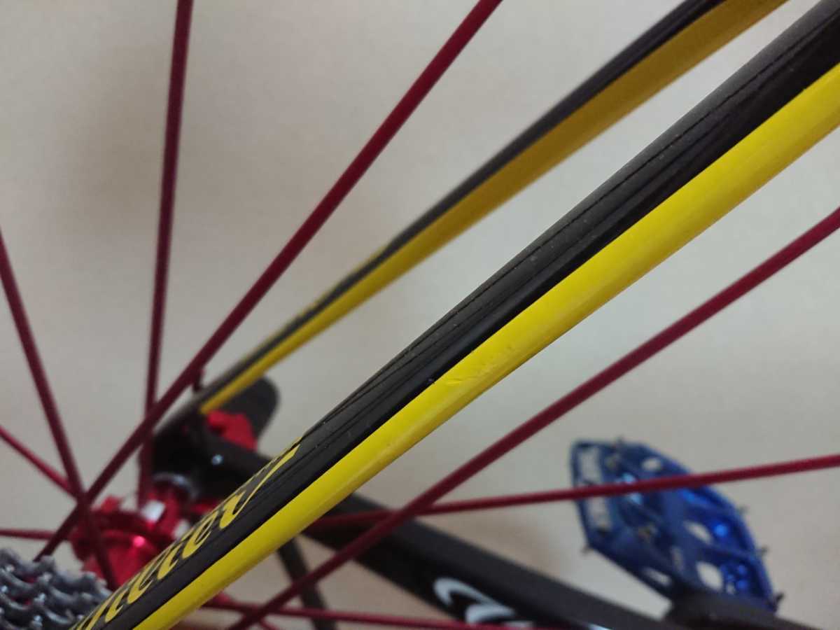 ウィリエール グランツーリズモR 2013コロンビアカラー_8