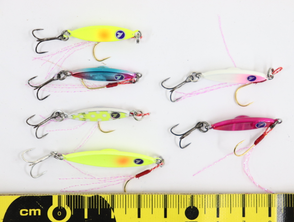 ブルーブルー ナレージ50 ブルーブルー フォルテン 約35g ブルーブルー シーライドミニ 3g 等 ルアー ジグ ケース 計36点 メタルジグ 売買されたオークション情報 Yahooの商品情報をアーカイブ公開 オークファン Aucfan Com