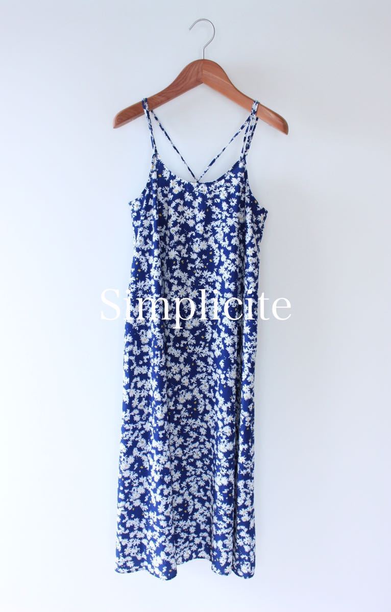 Simplicite フラワープリント バッククロス キャミワンピース シンプリシテェ Mサイズ 売買されたオークション情報 Yahooの商品情報をアーカイブ公開 オークファン Aucfan Com