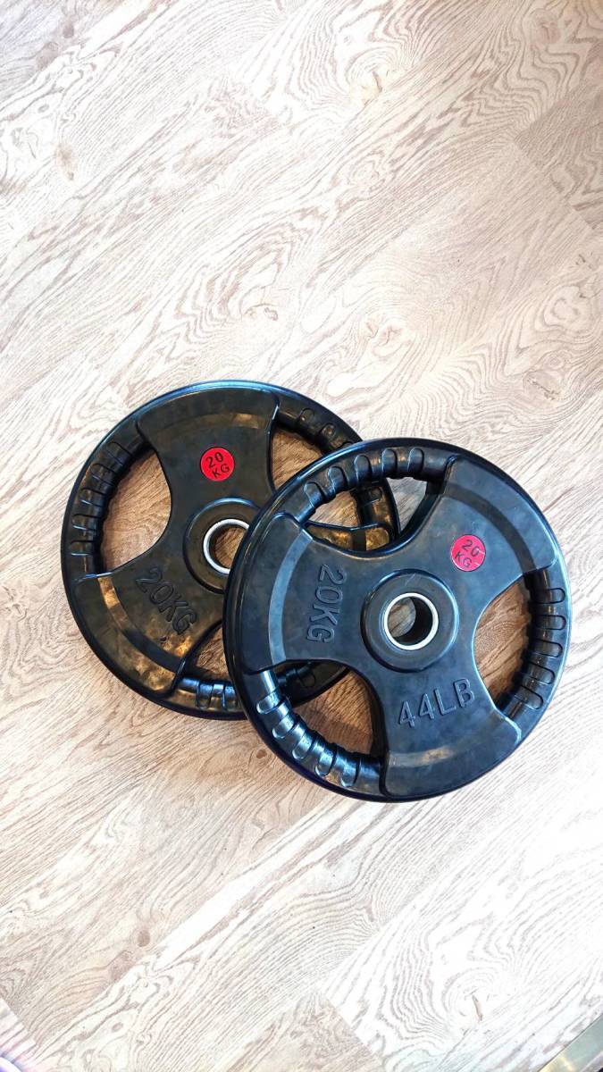高品質，最新作 2点出品1枚あたり ラバーコート オリンピックプレート 20kg シャフト径50mm ①(バーベル、ダンベル)｜売買されたオークション情報、yahooの商品情報をアーカイブ公開 - オークファン バーベル、ダンベル