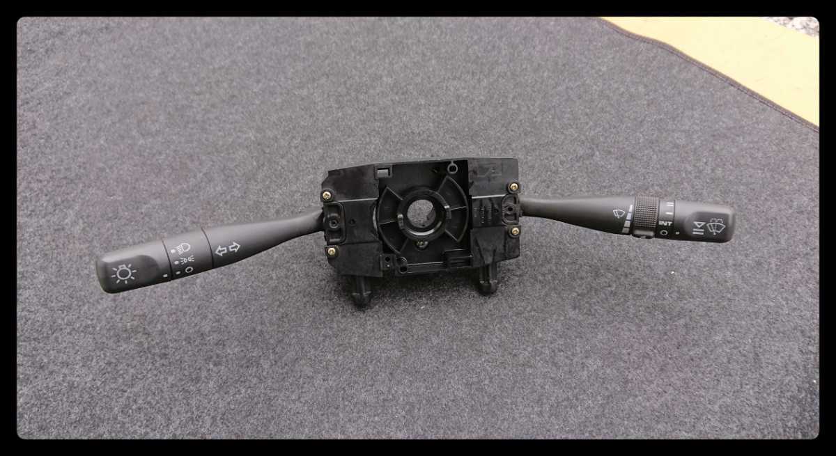 ランドローバー ディスカバリー1 ディマースイッチ ウインカー ワイパー スイッチ レバー　W-5025