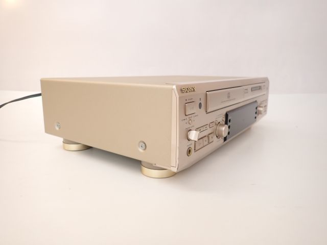 日本購入 SONY ソニー CD/MDデッキ MXD-D2 リモコン付き □ 5B872-1