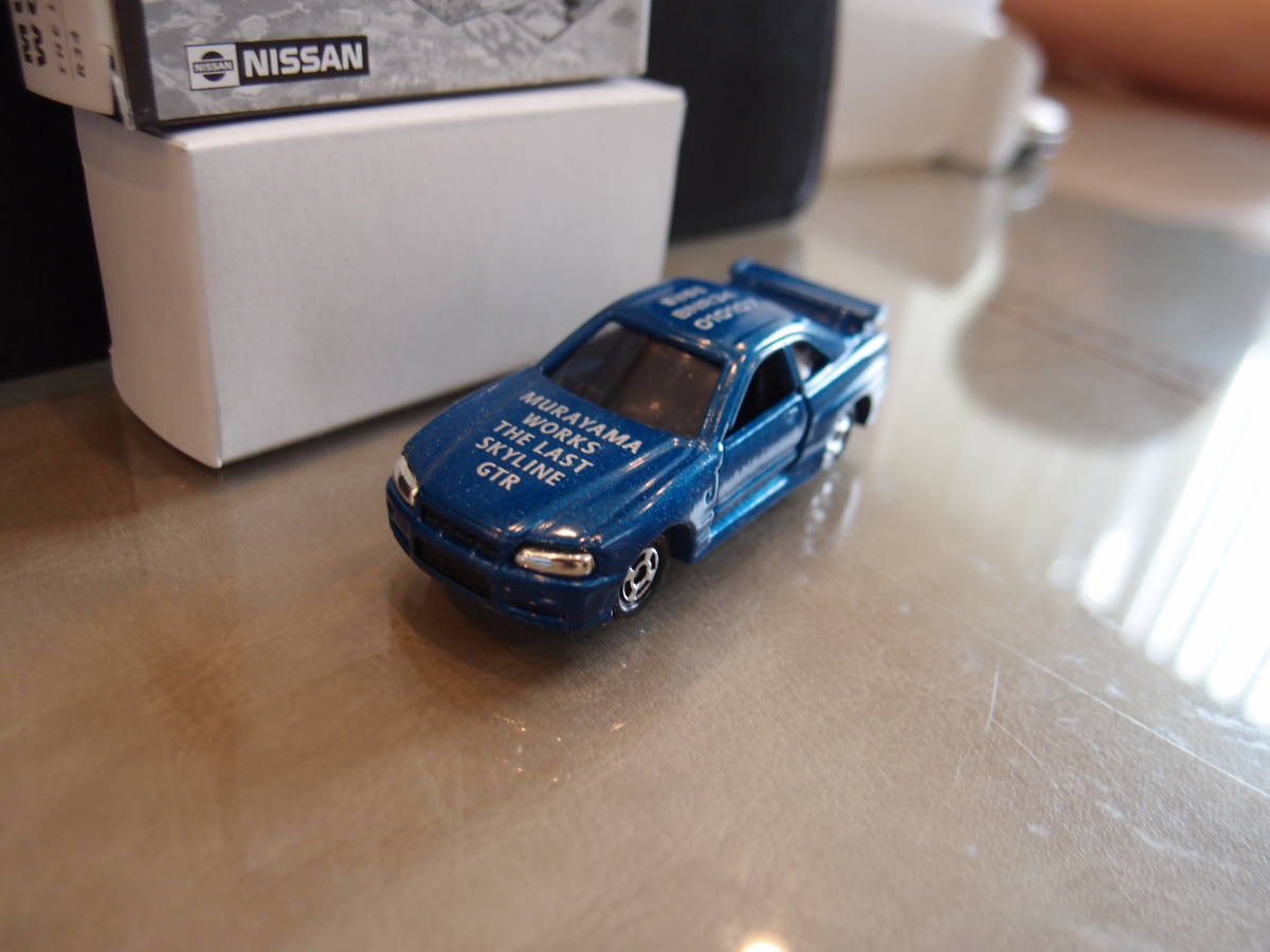 トミカ ・ 【 日産村山工場・ラストスカイラインGT-R・R34 】・車体