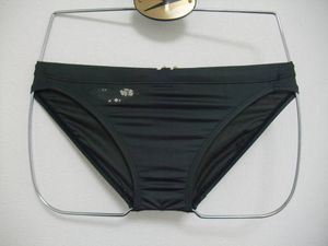 競泳水着 x-flatのYahoo!オークション(旧ヤフオク!)の相場・価格を見る